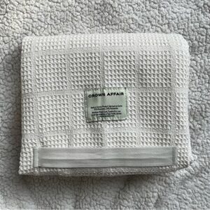 Crown Affair The Hair Towel